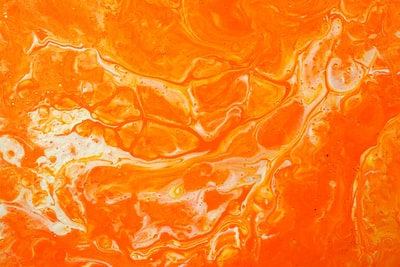 橘白抽象画